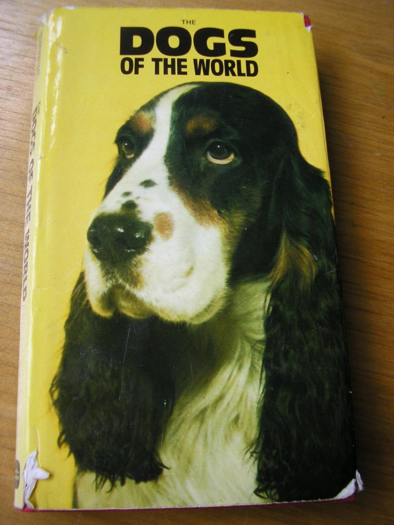 Bengtson, Bo and Ake Wintzell - The dogs of the world  (with 250 full-colour photographs)