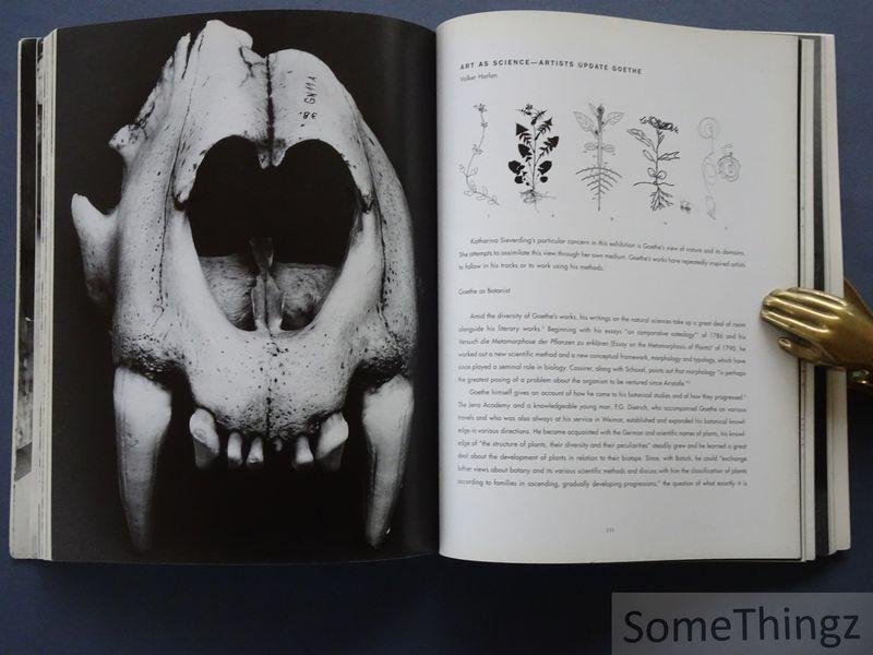 Ursula Bongaerts, Cornelia Lauf, Gisela Maul, Volker Harlan, Sebastiano Maffettone, Johannes Stuttgen en Katharina Sieverding. - Katharina Sieverding: Le Metamorfosi dell'Evoluzione / Katharina Sieverding: Metamorphosen der Evolution / Katharina Sieverding: Metamorphosis of Evolution. [text IT-D-ENG]
