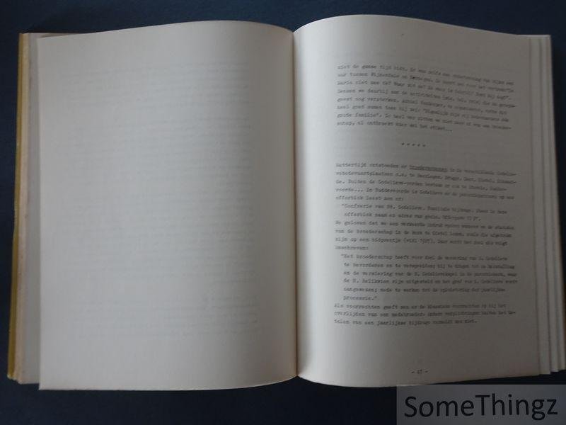 Cafmeyer, Magda / Lowyck, Antoon / Stapaert, Hervé / Callewaert, Dirk en Geldhof, Jozef. - Schrift 1. De H. Godelieve in de volksverering 1070-1970.