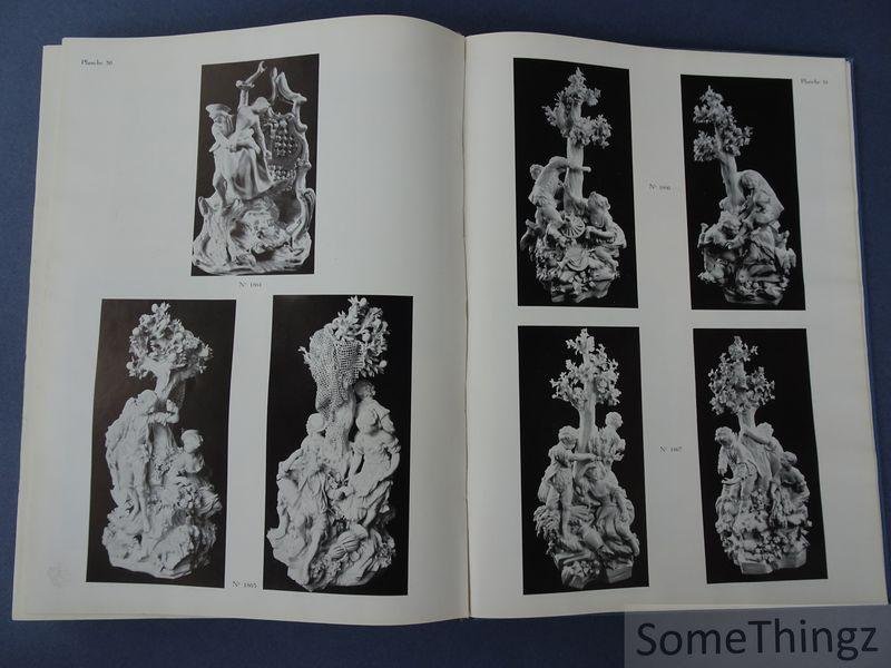 Deroubaix, Christiane. - Les porcelaines de Tournai de Musée de Mariemont.