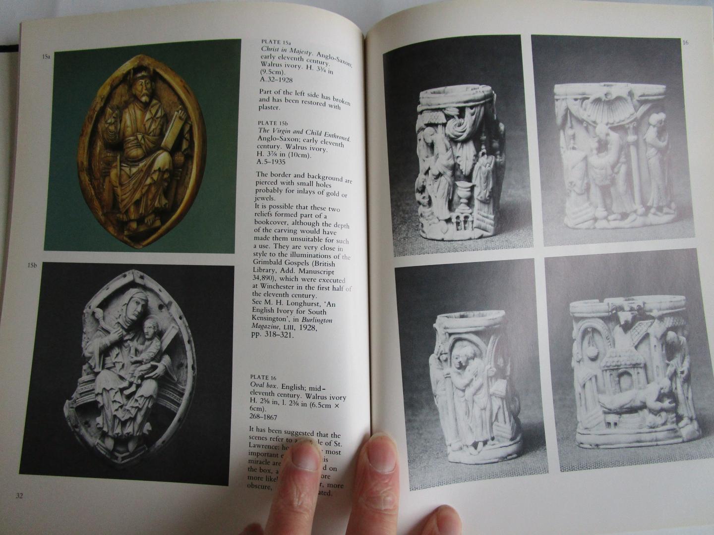 Williamson, Paul - Medieval Ivory Carvings