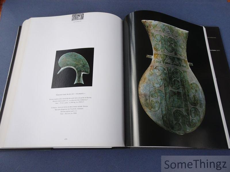 Mattet, Laurence (edit.) - Le Profane et le Divin : Arts de l'Antiquité de l'Europe au Sud-Est Asiatique - Fleurons du musée Barbier-Mueller