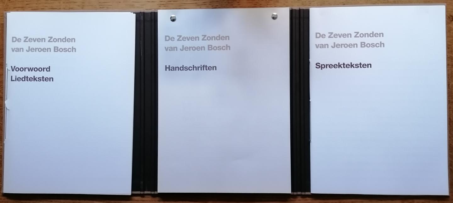 Komrij, Gerrit; Arie Pos (tekstbezorging); Jan Heijnen (vormgeving); Distelkamp (bindwerk) - De zeven zonden van Jeroen Bosch