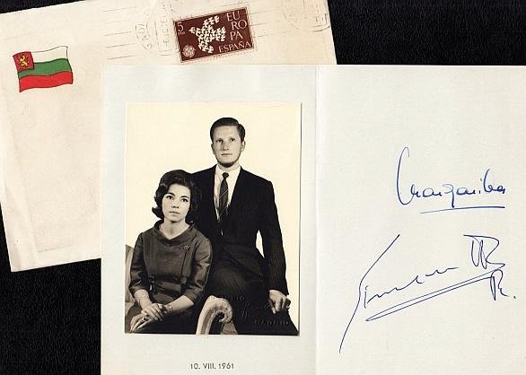 SIMEON VAN BULGARIJE, ex-tsaar - Originele foto met handtekening en die van zijn verloofde, gedateerd 10.VIII.1961.