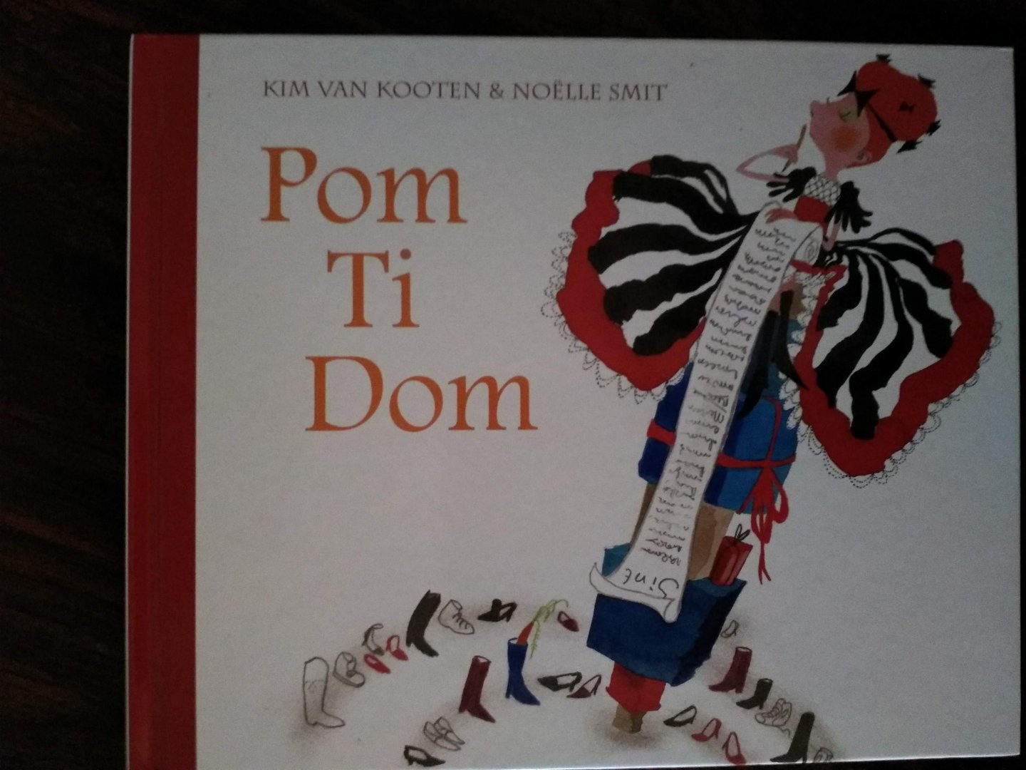 Kooten, K. van    en Noëlle Smit - Pom Ti Dom  (uitgave mede door Douwe Egberts) vooral mooie illustraties met tekst. Sinterklaasverhaal