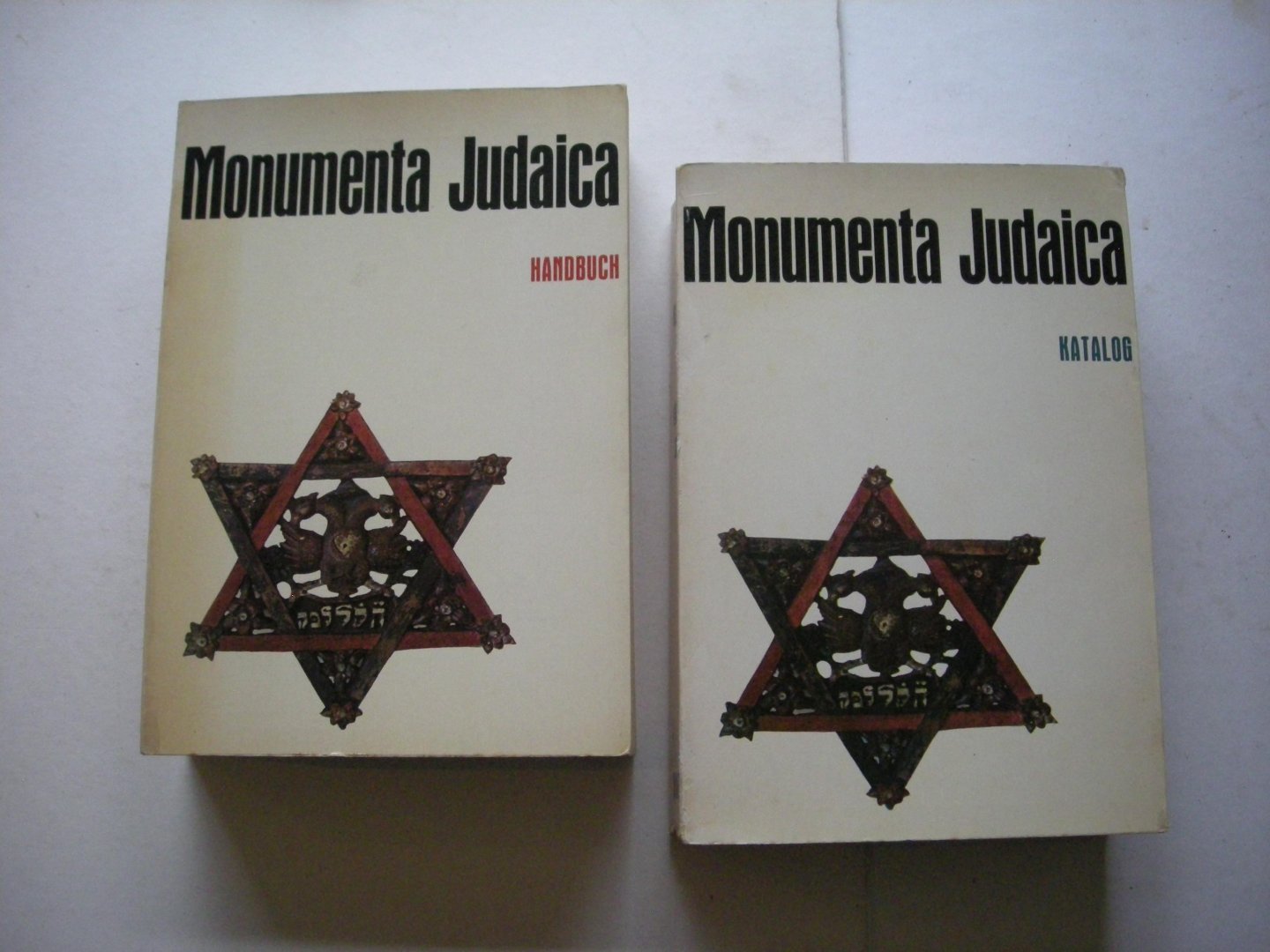 div. - Monumenta Judaica. 2000 Jahre Geschichte und Kultur der Juden am Rhein.z. 1. Handbuch + 2.Katalog