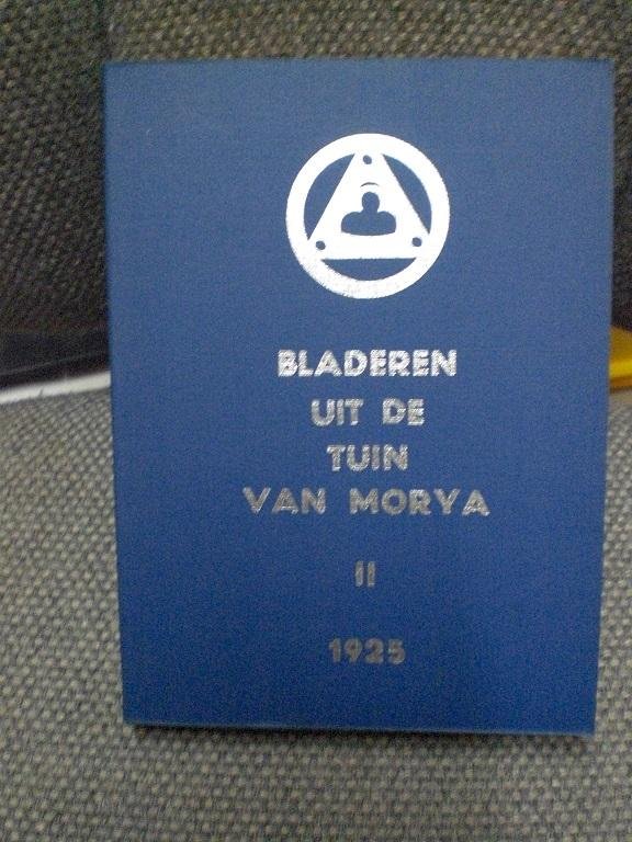 Morya - Bladeren uit de tuin van morya 2 / druk 1