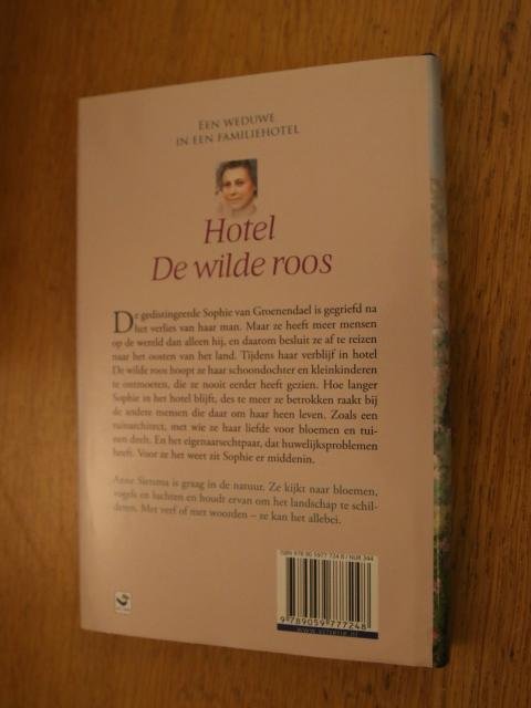 Sietsma, Anne - Hotel de wilde roos