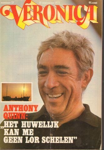 Diverse auteurs - Veronica 1977 nr. 37, Programmablad Radio Veronica, 10 september, 7e jaargang met o.a. HITPARADES / ANTHONY QUINN (2 p. + over)/ROOTS (TV-SERIE, 2 p.)/PEPPER (ANGIE DICKINSON, 2 p.)/BOZ SCAGGS (2 p.), goede staat