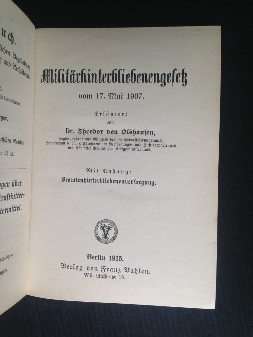 Olshaussen,  Dr Theodor von - Militärhinterbliebenengefess