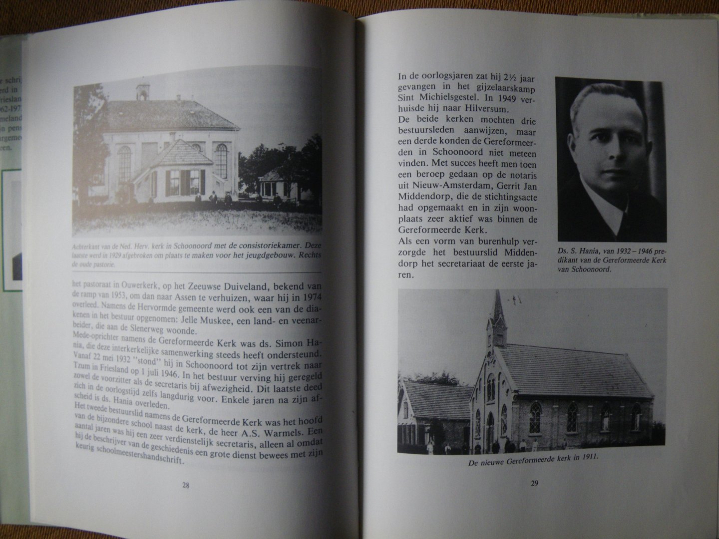  - Het Ellertsveldboeket ter ere van de werkers aan en in het Ellertsveld. De geschiedenis van een vijftigjarig bejaardentehuis.