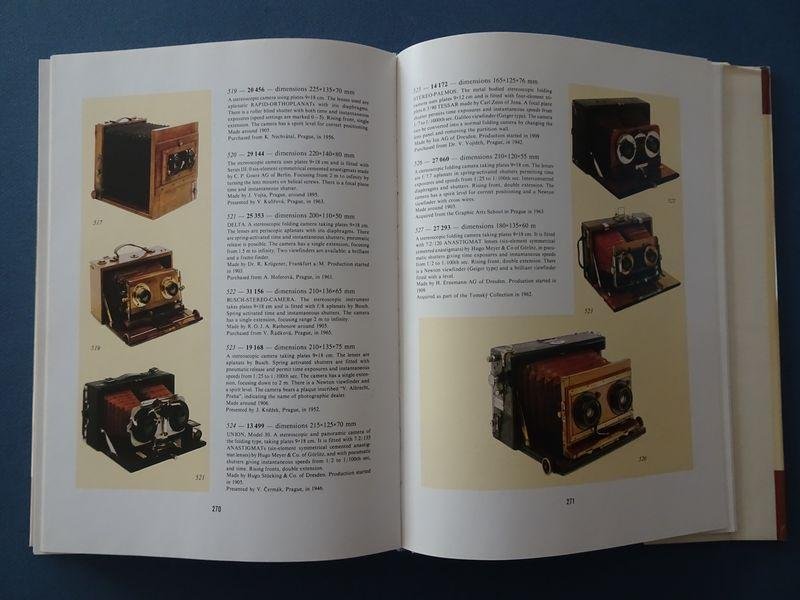 Janda, Jiri - Camera Obscuras. Photographic Cameras 1840-1940.