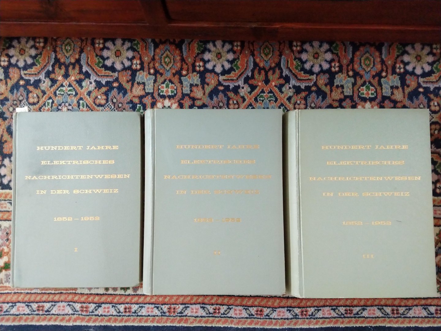 Von der Generaldirektion PTT - Hundert Jahre elektrisches Nachrichtenwesen in der Schweiz 1852-1952. 3 banden