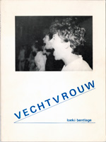 Bentlage, Loeki - VECHTVROUW een fotoboek met tekst over vrouwen zelfverdediging en vechtstijlen