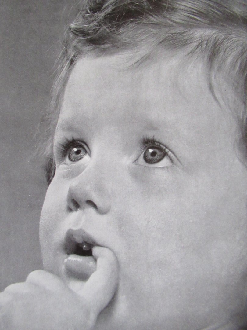  - Moods and expressions. Studies of childhood