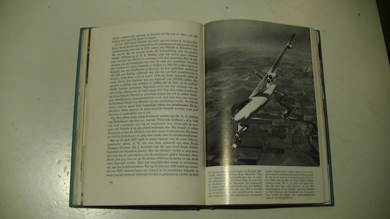 Hooftman, Hugo - Alles over straalvliegtuigen. Een revolutie in de luchtvaarttechniek