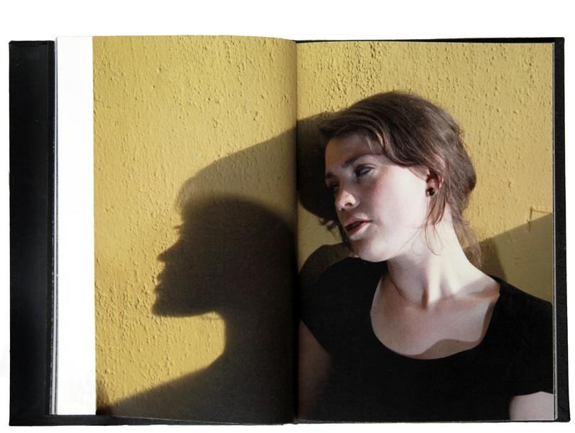 Kuilman, Daphne - Holding on