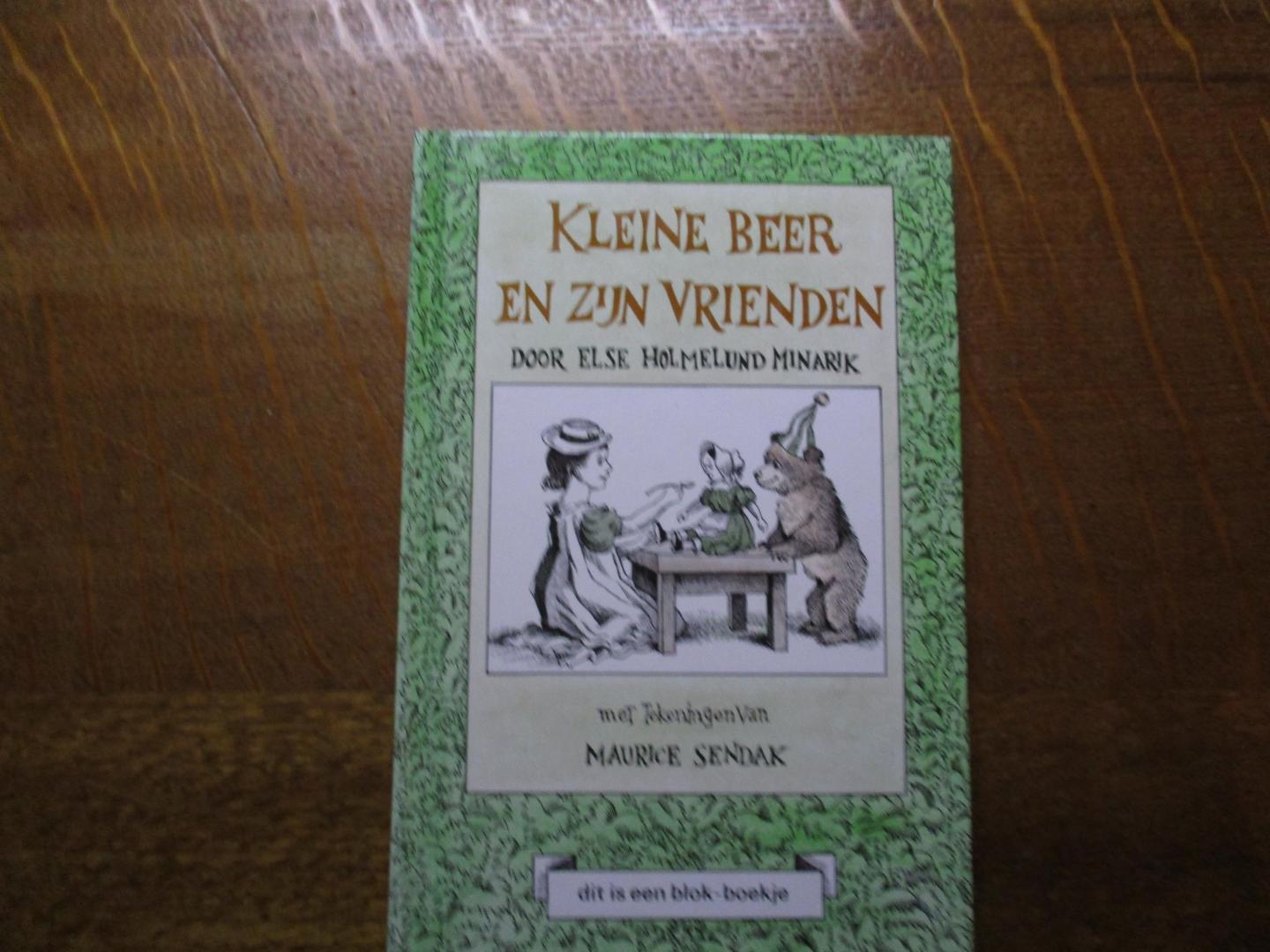 Holmelund Minarik, Else - Kleine Beer en zijn vrienden - Een blok-boekje - Een unieke weergave van het alledaagse kinderleven in en rondom de beslotenheid van het ouderlijk huis
