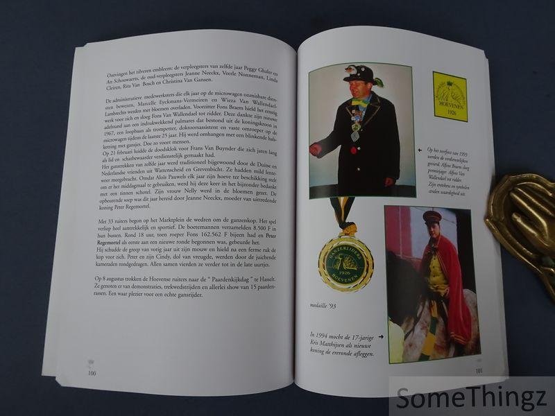 Vermeiren, Hugo. - De Diamanten Gans van het Klonendorp. Koninklijk Ganzenrijders Hoevenen 1926-2001.