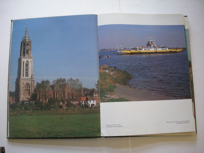 Elsendoorn, H. tekst / Loerts, A. en Meek, H.,  fotogr. - Utrecht,  Een uniek stukje Nederland