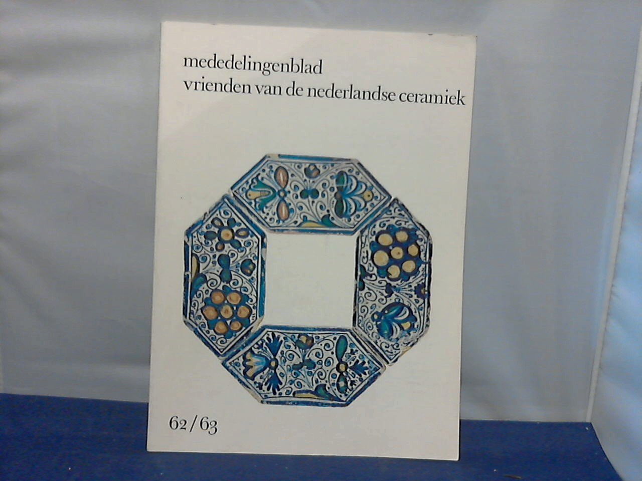 Renaud J.G.N. - mededelingenblad vrienden van het Nederlandse ceramiek