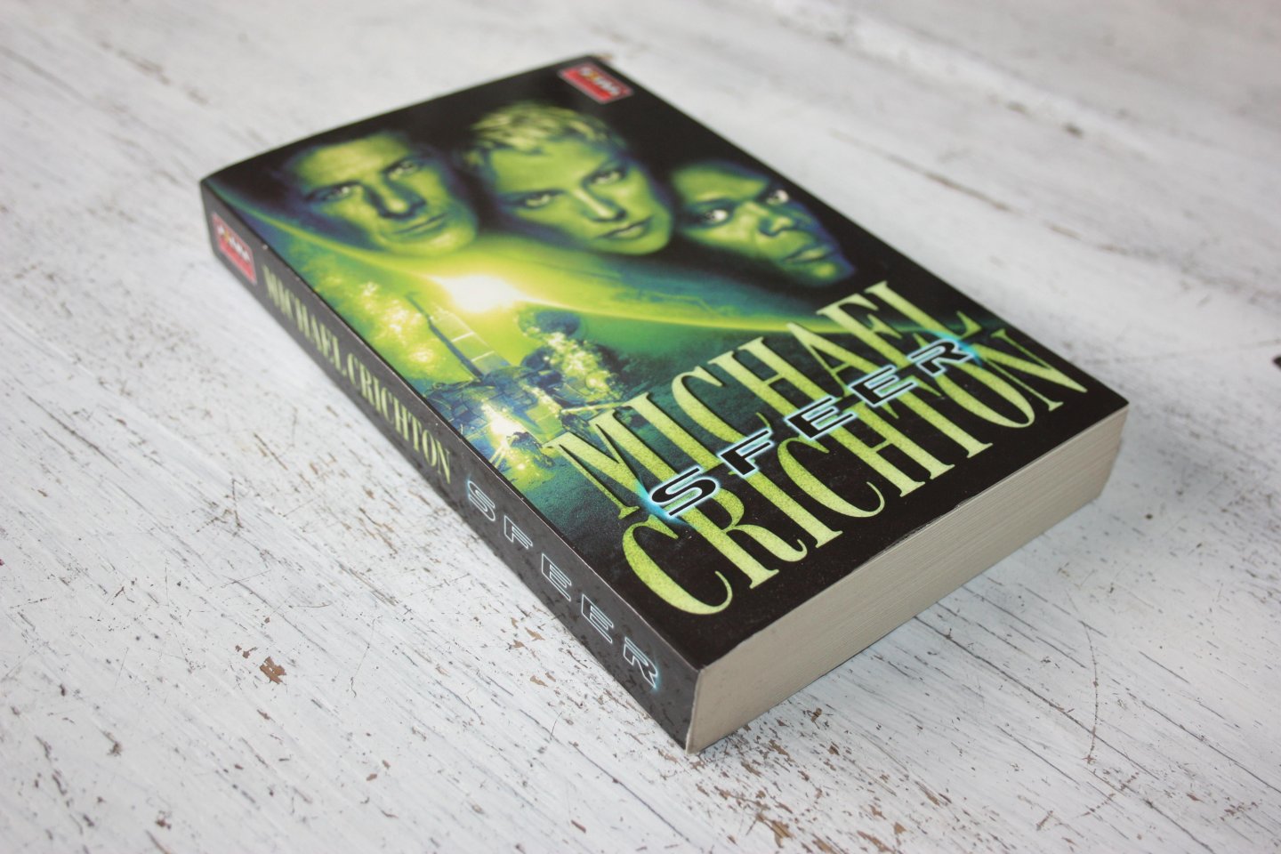 Crichton, Michael. - SFEER