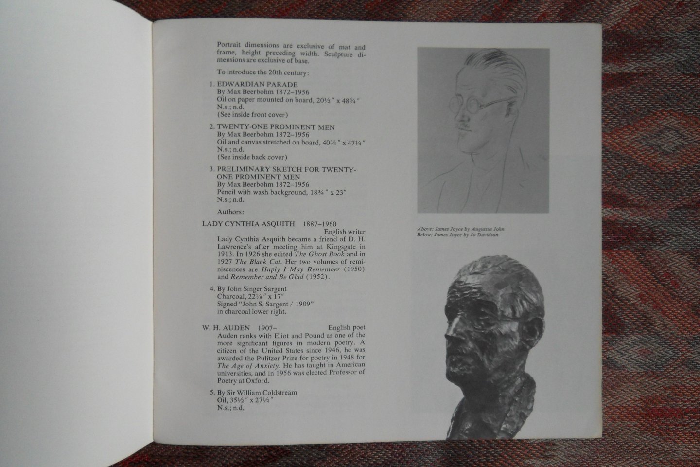 Ransom, Harry (voorwoord). - The Faces of Authorship. - An Exhibition of Twentieth Century Literary Portraits from the Humanities Research Center Collections.