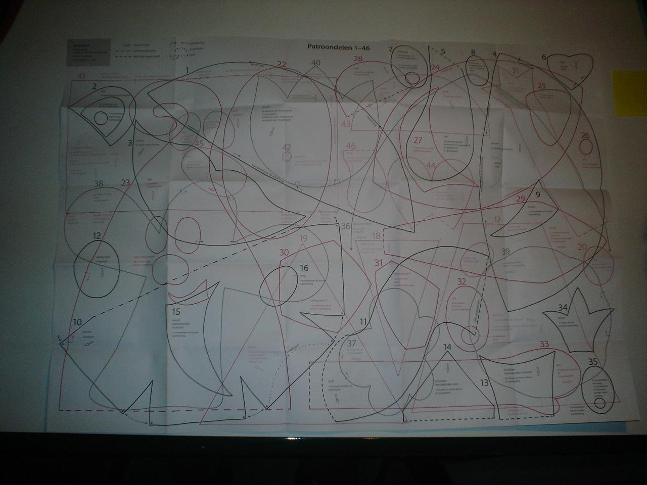 Marion Dawidowski - Kussens naaien / grappig , knuffelzacht en zelfgemaakt + Patroonblad 1-46 en 47 - 91