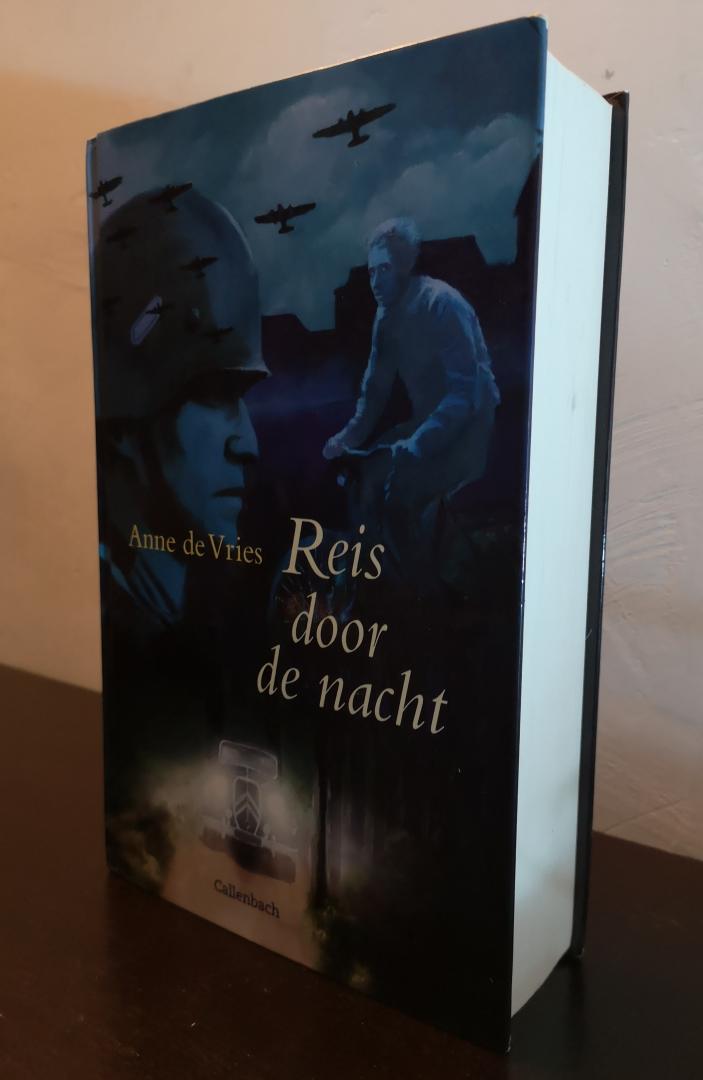 Vries, Anne de - Reis door de nacht / bevat: De duisternis in . De storm steekt op . Ochtendgloren . De nieuwe dag
