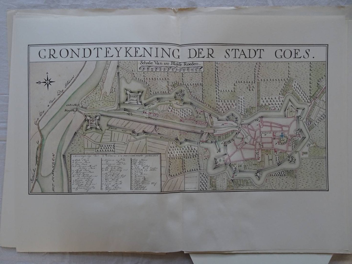 Hoogendoorn-Beks, W.J.M. & Hattinga Verschure, J.C.M.. - Topografische kaarten en plattegronden van de Hattinga's 1724-1755. Map 1. De Hattinga's en hun topografische atlassen.