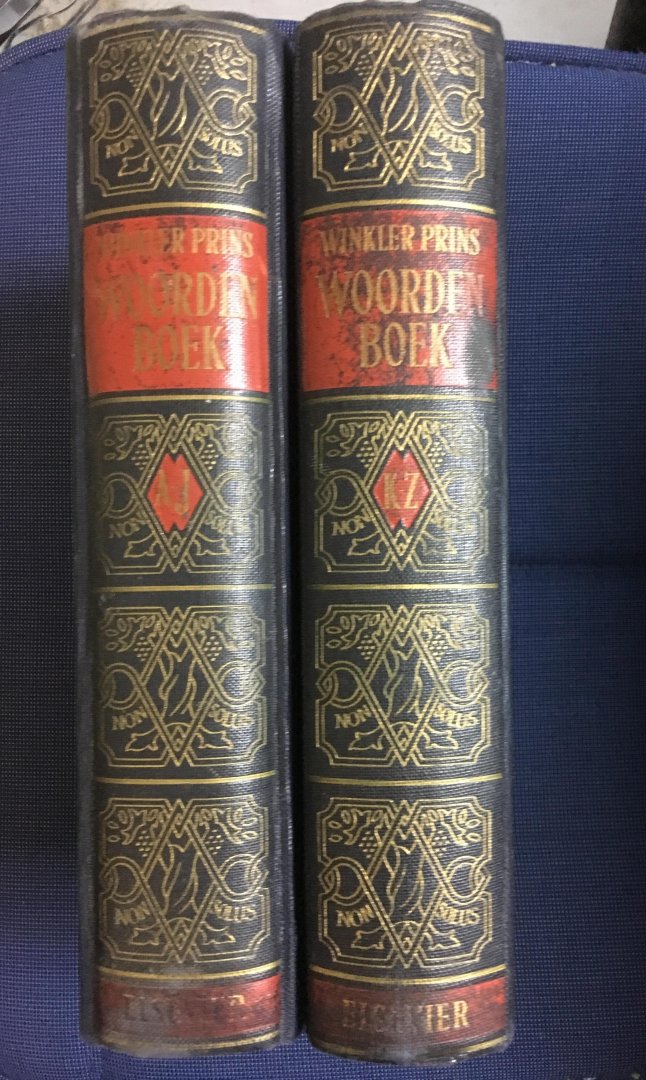 De Redaktie der Winkler Prins encyclopediën - 2 Delen in 1 koop: Winkler Prins Woordenboek  met encyclopedische informatie. Deel I A-J en Deel II K-Z