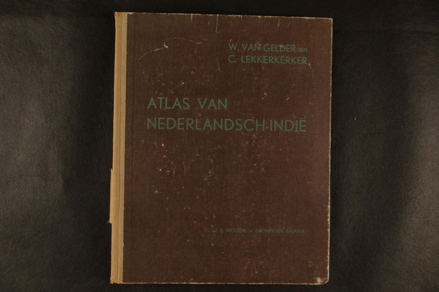 Gelder van, W. Lekkerkerker, C. - Atlas van Nederlandsch-Indie (10 foto's)