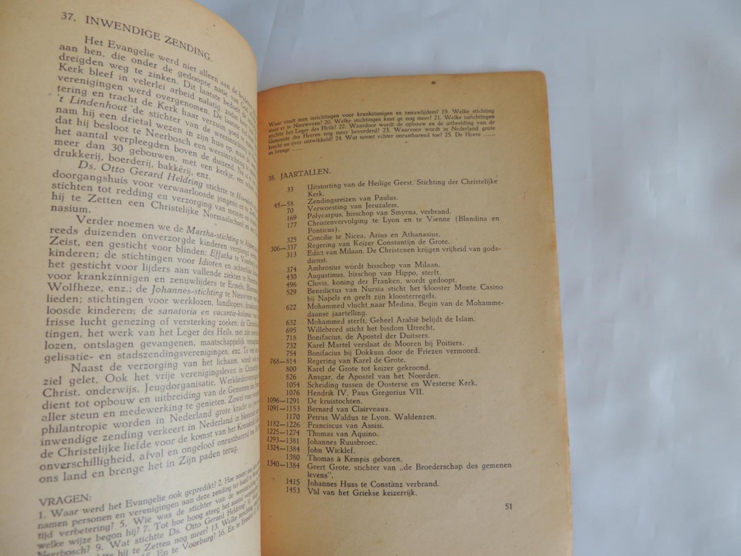 Noteboom M. - De kerkgeschiedenis in vogelvlucht