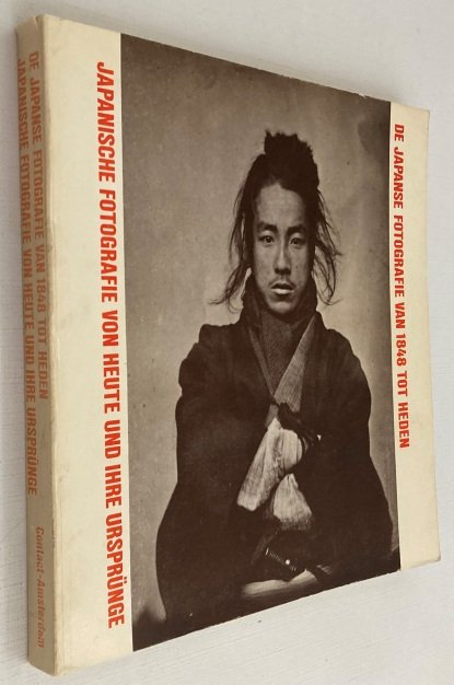 Colombo, Attilio, Isabella Doniselli, text, - De Japanse fotografie van 1848 tot heden/ Japanische Fotografie von Heute und ihre Ursprünge