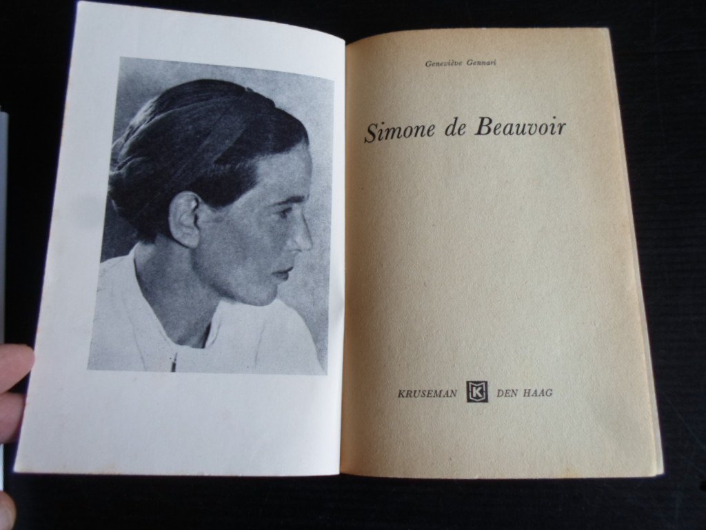 Genevieve Gennari - Helden van de geest, Simone de Beauvoir