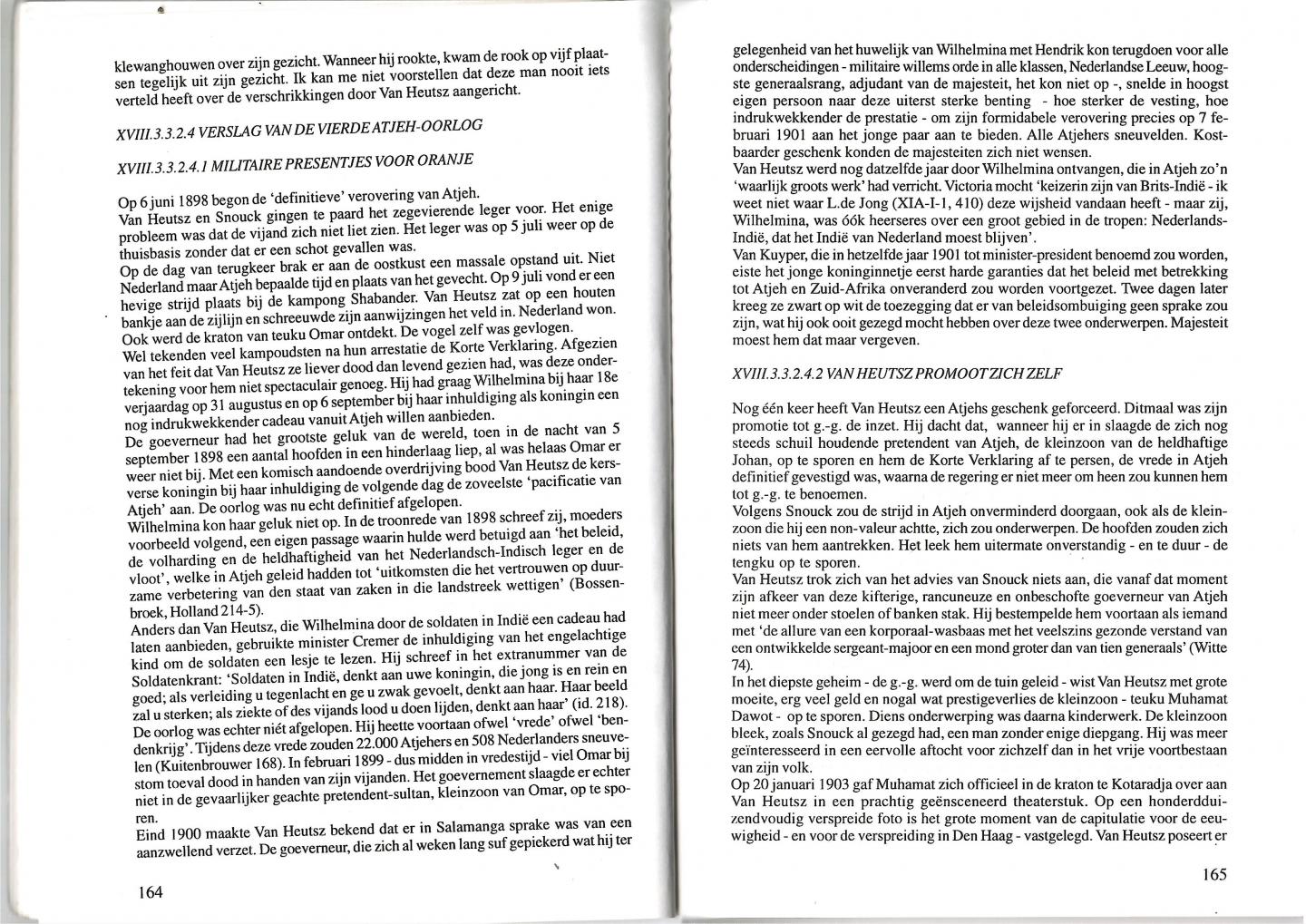 Lafeber, C.V. - Deel 11 Met klewang en knuppel. Vierhonderd jaar Nederlands-Indonesische betrekkingen.