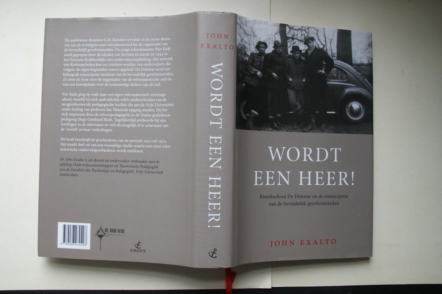 Exalto, John - 2 boeken: WEES EEN GIDS   &   WORDT EEN HEER!  kweekschool De Driestar en de emancipatie van de bevindelijk gereformeeerden