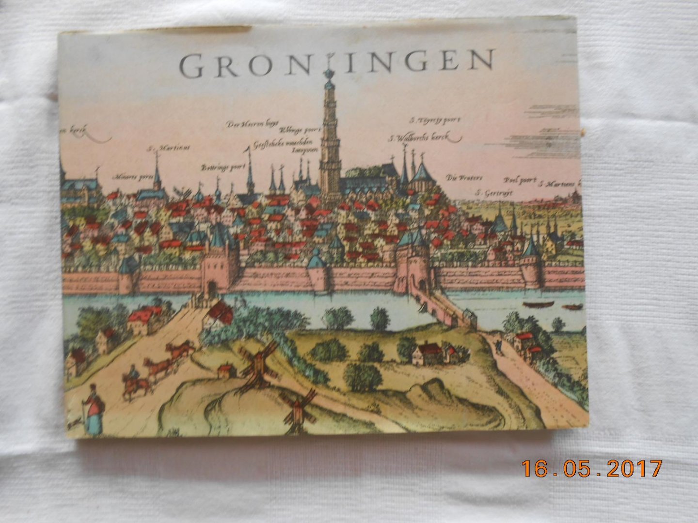 Dr A T Schuitema Meijer - Groningen schets van een eeuwenoude stad