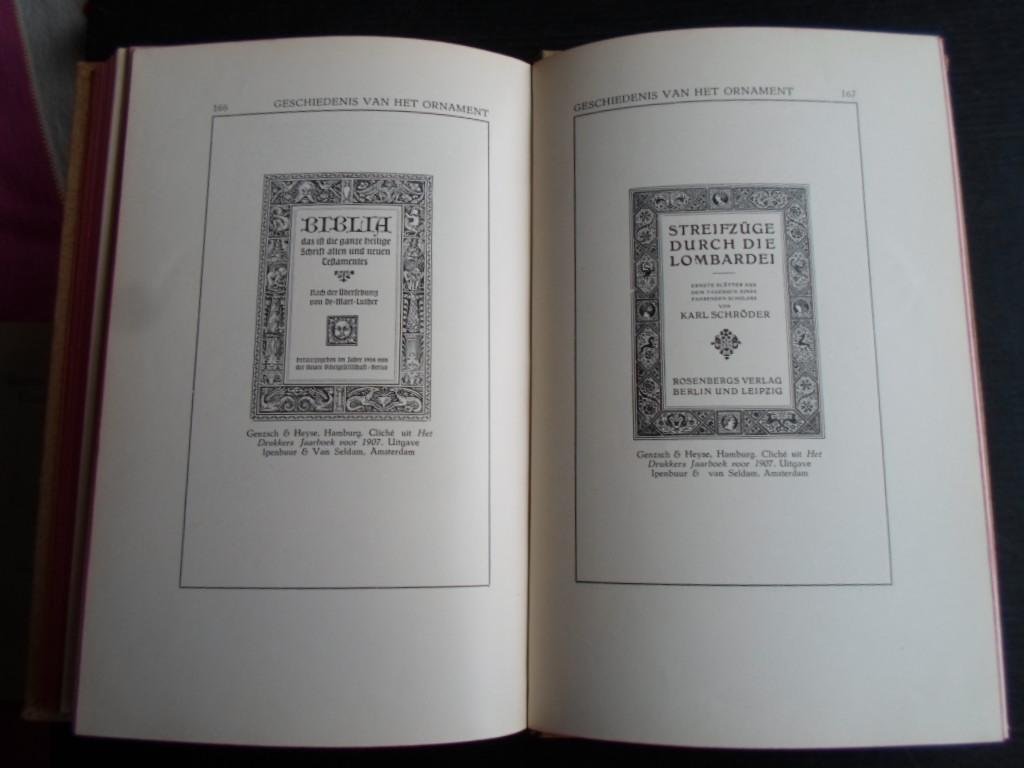 Ronner, L. - De Geschiedenis van het Ornament in het Boek