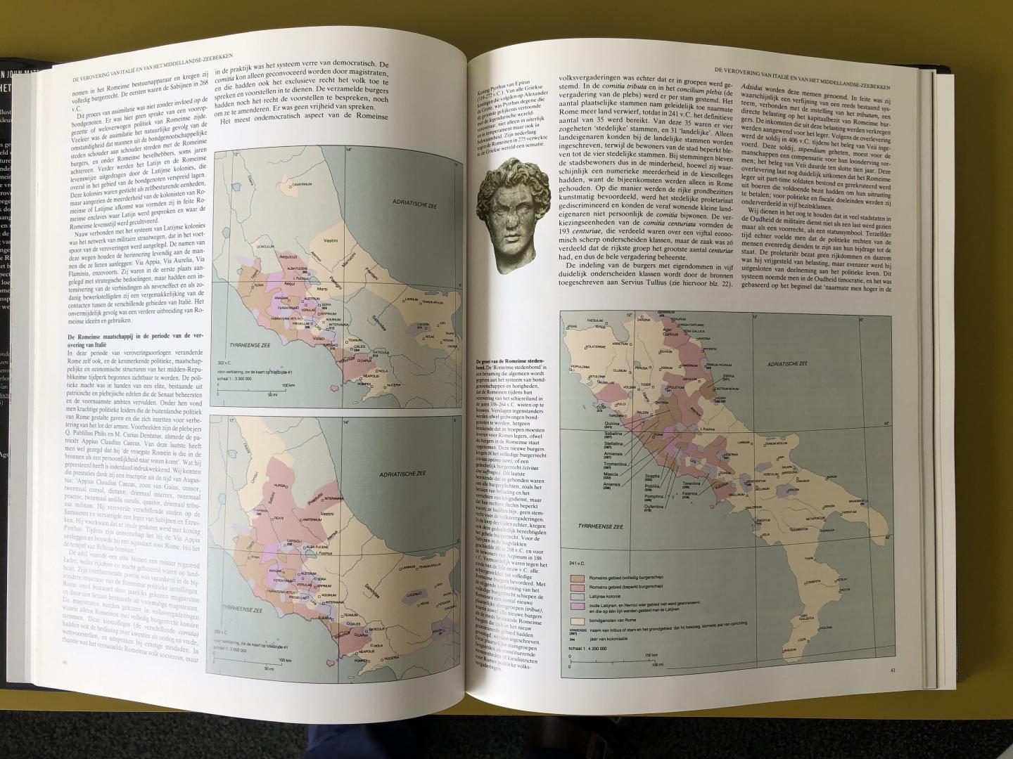 Cornell, T. (Tim, Timothy) - Matthews, J. (John) - Atlas van het Romeinse Rijk  [oorspr. Atlas of the Roman World]