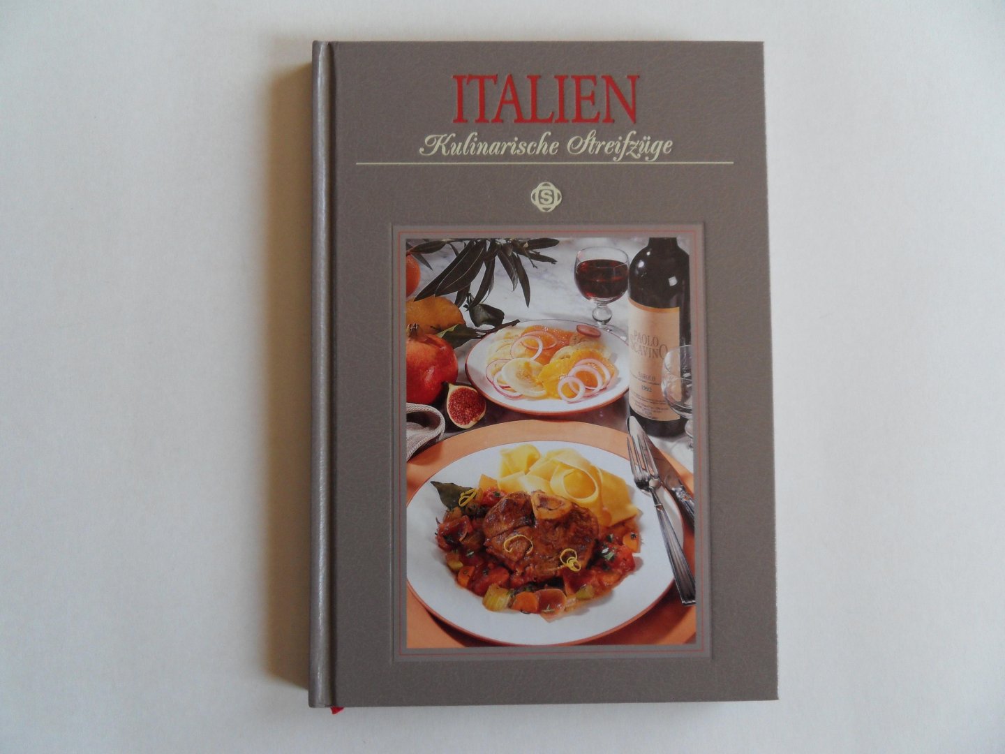 Döbbelin, Hans Joachim. - Italien. - Serie Kulinarische Streifzüge. - Met 73 recepten.