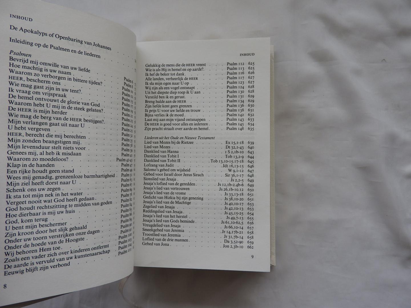 KBS - Het Nieuwe Testament met Psalmen en Gebeden. Willibrordvertaling. KBS. Geheel herziene uitgave 1995. TROUWBIJBEL WIT - HUWELIJKSEDITIE