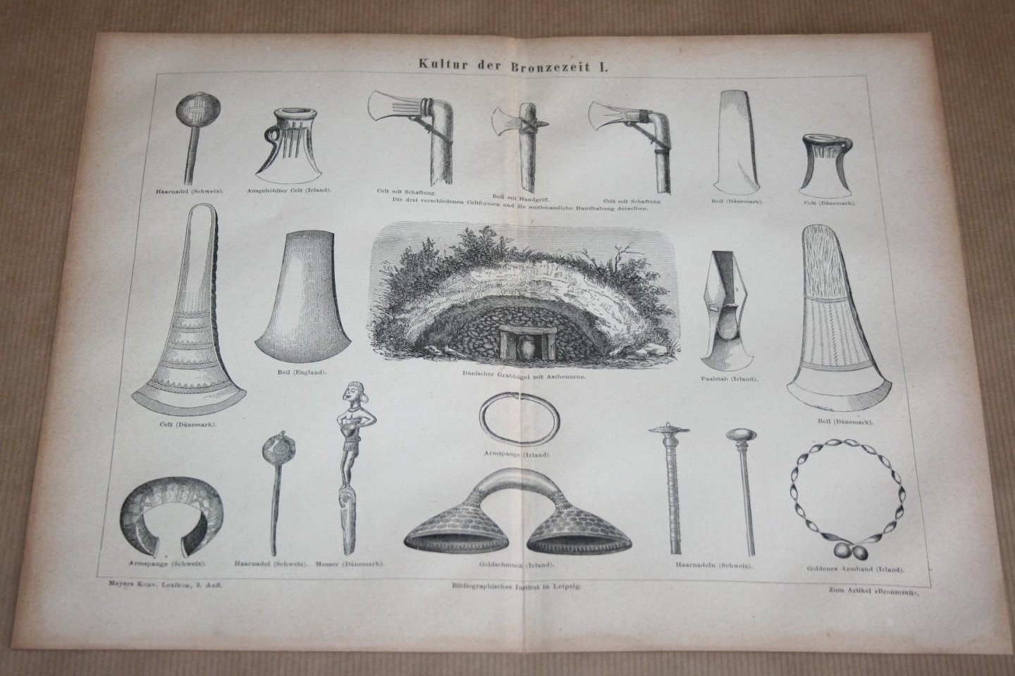  - 2 antieke prenten Cultuur/ gebruiksvoorwerpen uit de Bronstijd   - Circa 1875