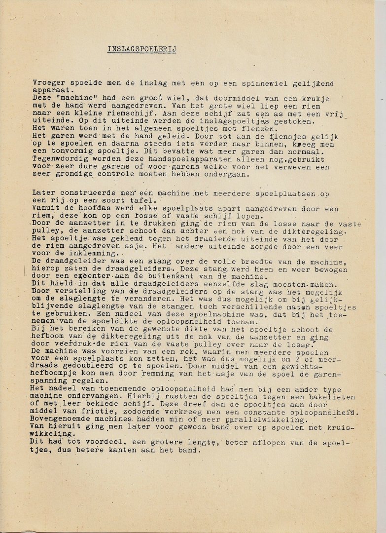 Redactie. - Map: Informatie bandweven met oude industriemachines.