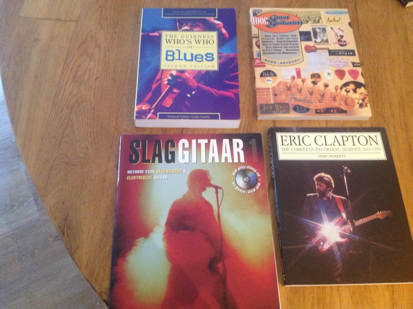 Merkies - Slaggitaar 1 met cd/ druk 1.  En drie gerelateerde extra's.