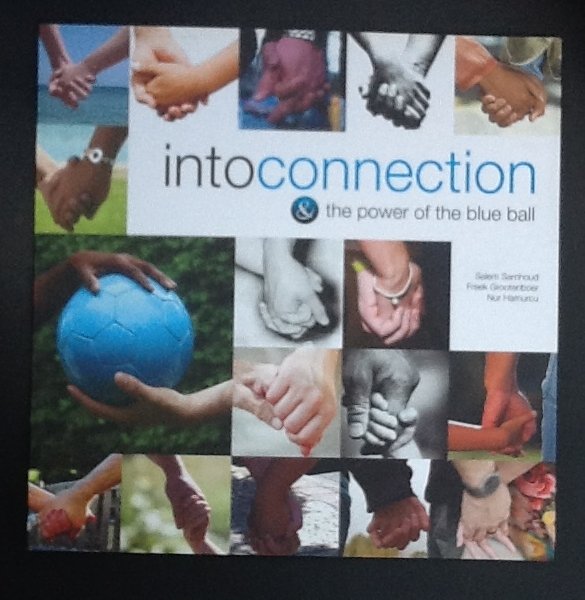 Samhoud, Salem e.a - intoconnection & the power of the blue ball