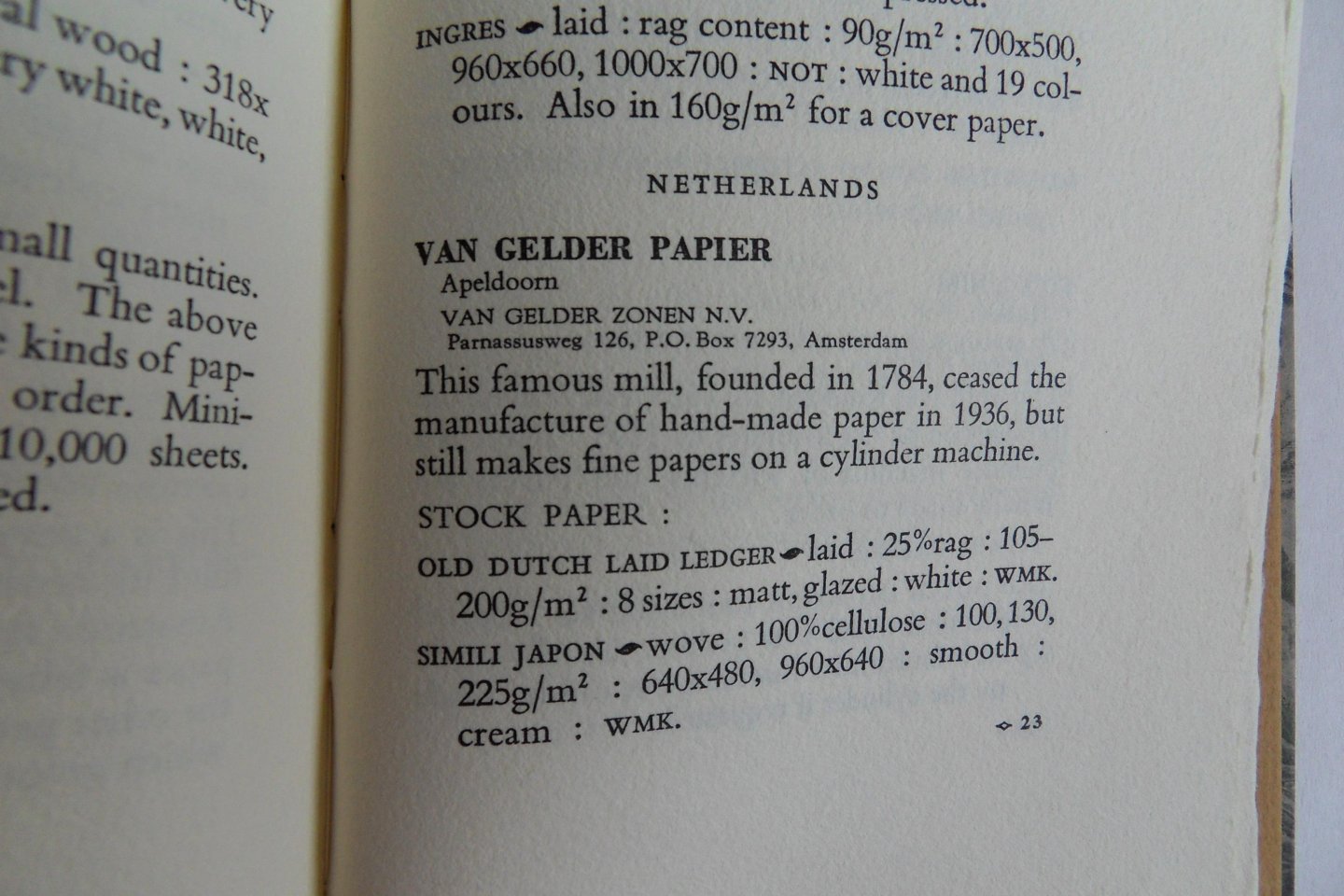 Beale, G.A. (compiled by). - A Survey of Hand-made and Fine Mould-made Papers. [ Beperkte oplage van 230 exemplaren ].