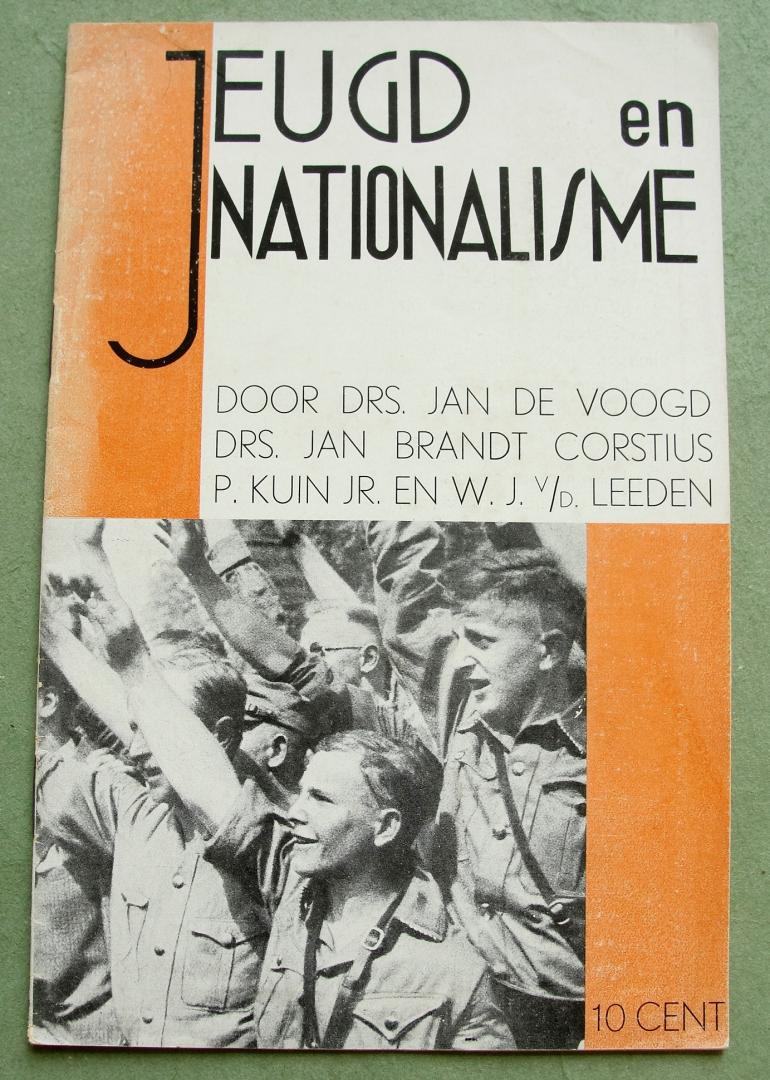 Voogd, Jan de; Jan Brandt Corstius, et al. (tekst) - Jeugd en Nationalisme