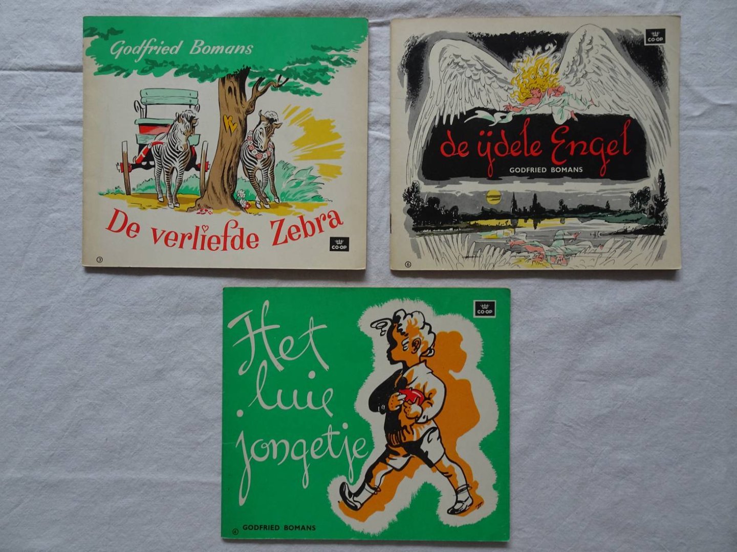 Bomans, Godfried. - De verliefde zebra/ De ijdele engel/ Het luie jongetje. 3 titels.