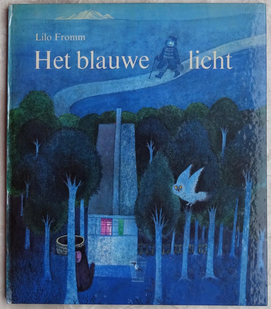 Fromm, Lillo - Het blauwe licht [ isbn 9061930359 ]